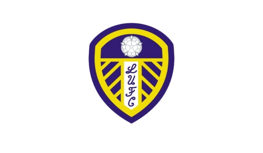 Small vintage Leeds United club badge 